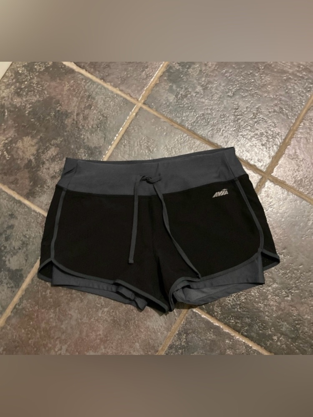 Avia Black and Dark Grey Athletic Shorts Women’s Size S
